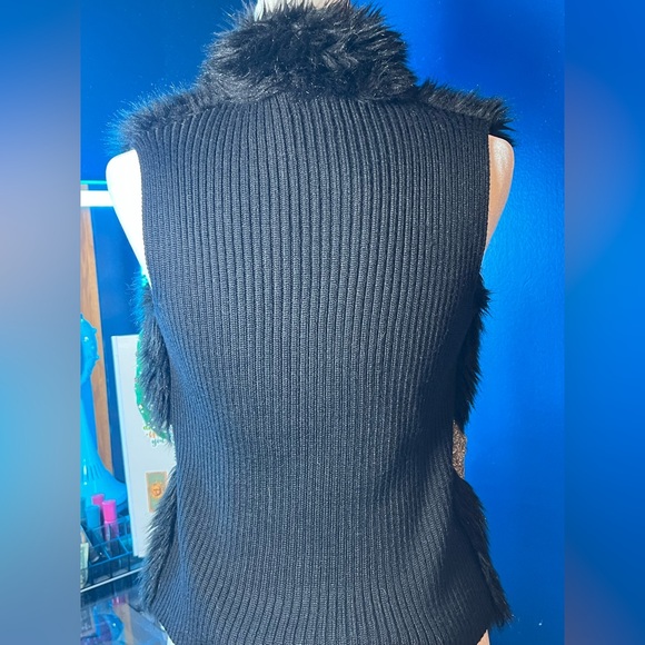 Black Faux Fur Sequin Chevron Statement Vest Y2K Glam - Picture 12 of 12